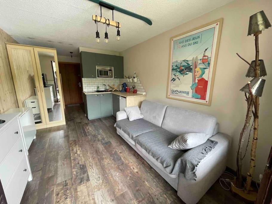 Studio Refait A Neuf Avec Balcon - Famille - Parking Couvert Chamrousse Exterior foto